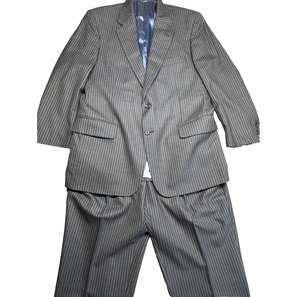 Tom James 2-Piece Navy Pinstripe Suit 41R 35R 100% Wool Pleated Cuffed Pants